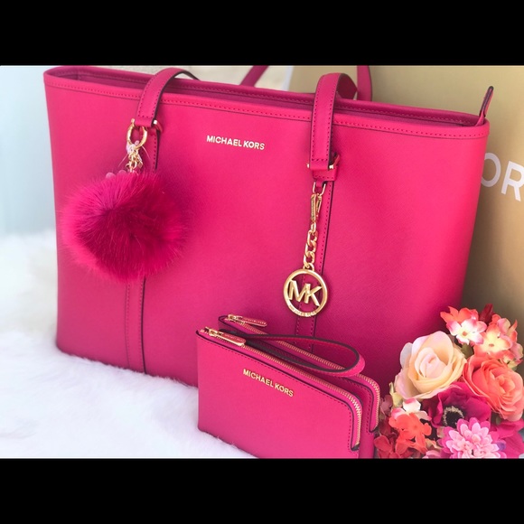 Michael Kors Ultra Pink Large Leather 